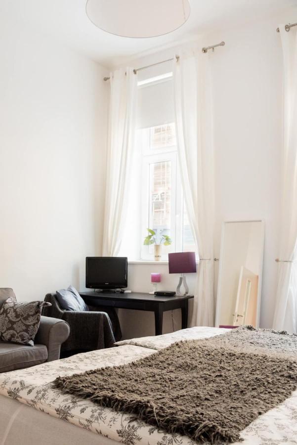 Luxurious And Spacious 5 Min Walk To City Center, 1-2 Vienna Esterno foto