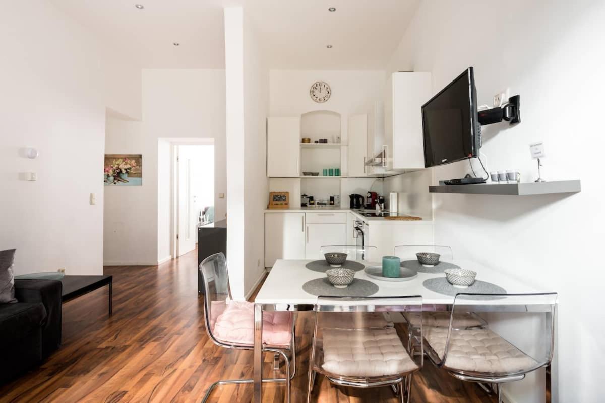 Luxurious And Spacious 5 Min Walk To City Center, 1-2 Vienna Esterno foto
