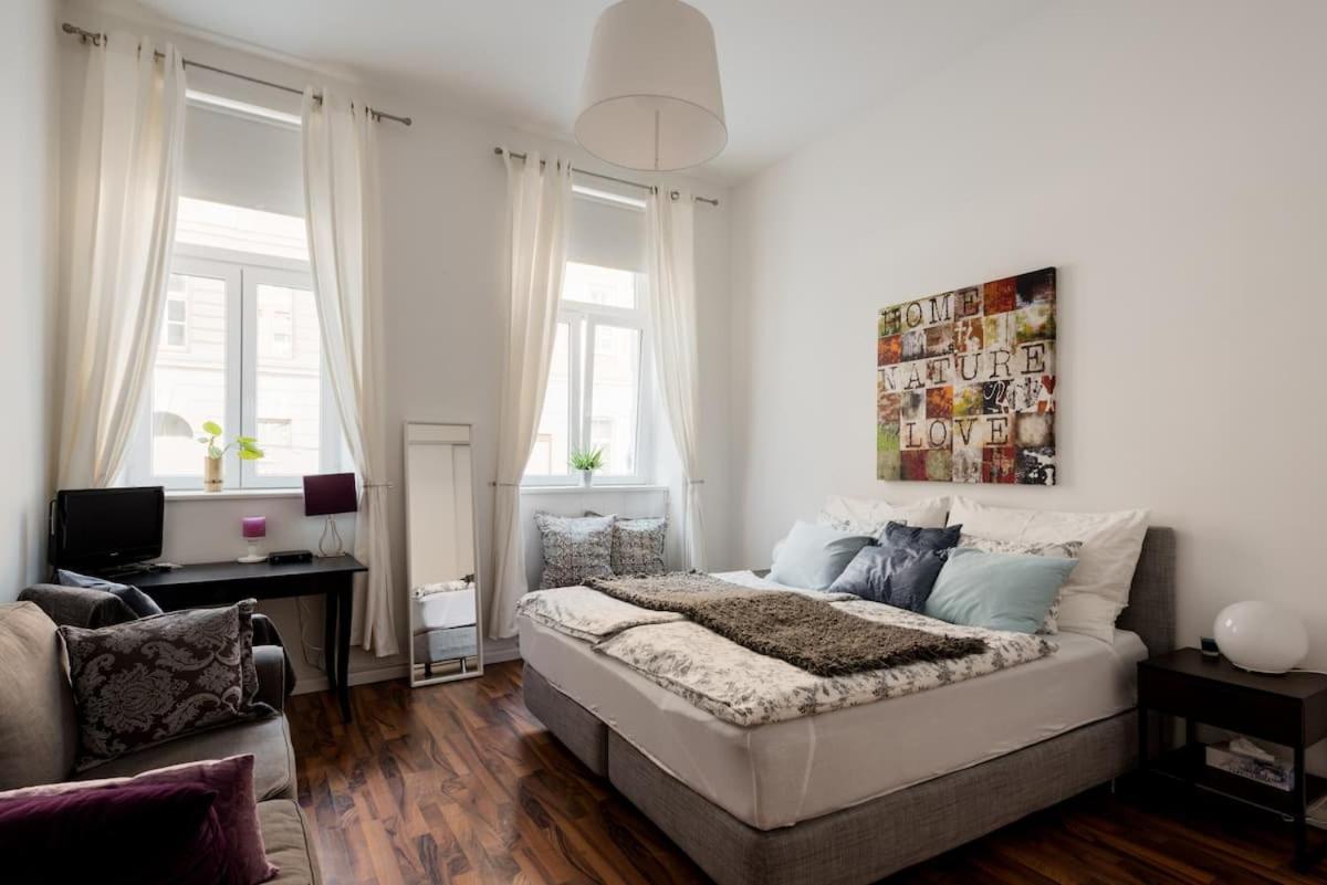 Luxurious And Spacious 5 Min Walk To City Center, 1-2 Vienna Esterno foto