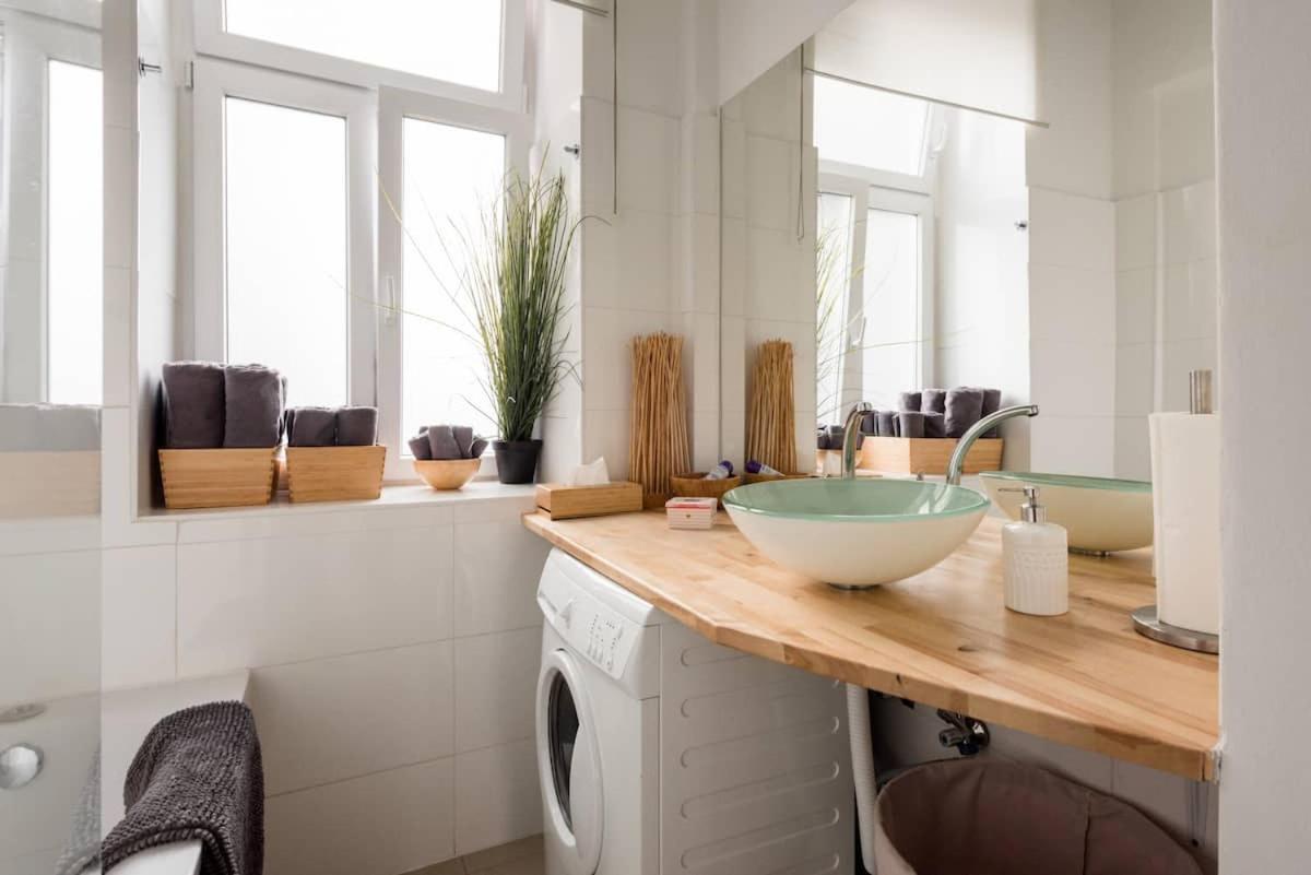 Luxurious And Spacious 5 Min Walk To City Center, 1-2 Vienna Esterno foto